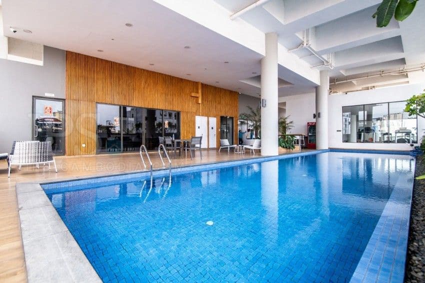 6165-1-bedroom-apartment-pool-1