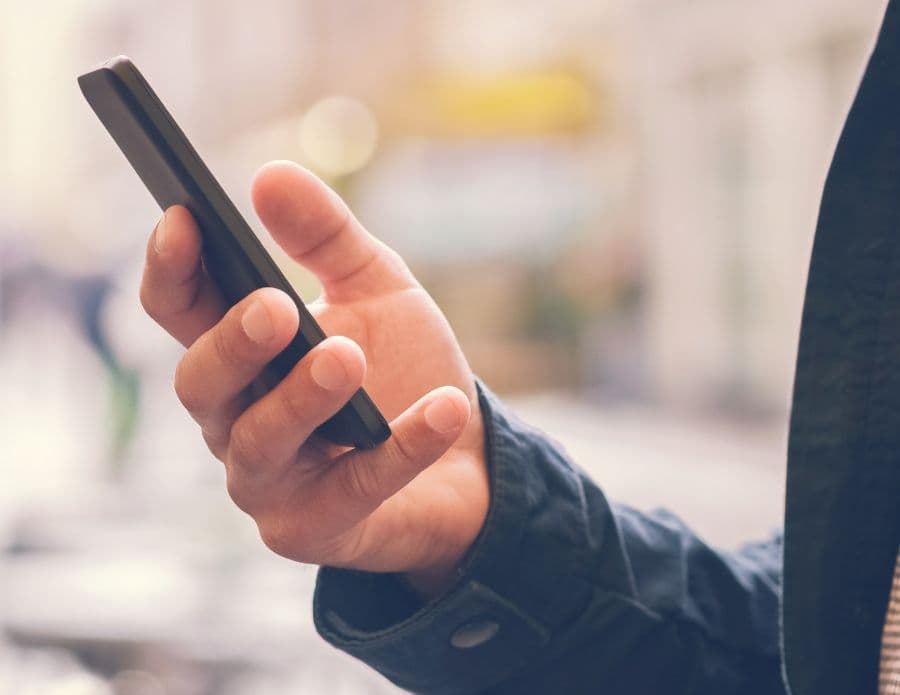 Websites-and-apps-for-messaging-in-Cambodia